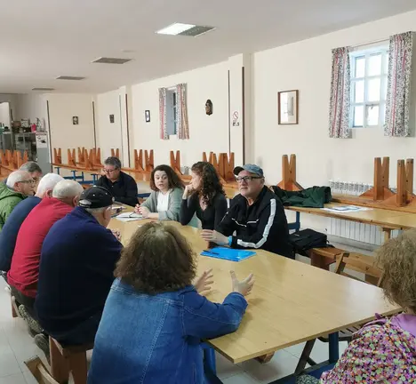 Unha decena de persoas escoitaron as iniciativas do BNG das Pontes